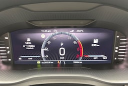 harmaa Skoda Kodiaq 2023 kuva 18.