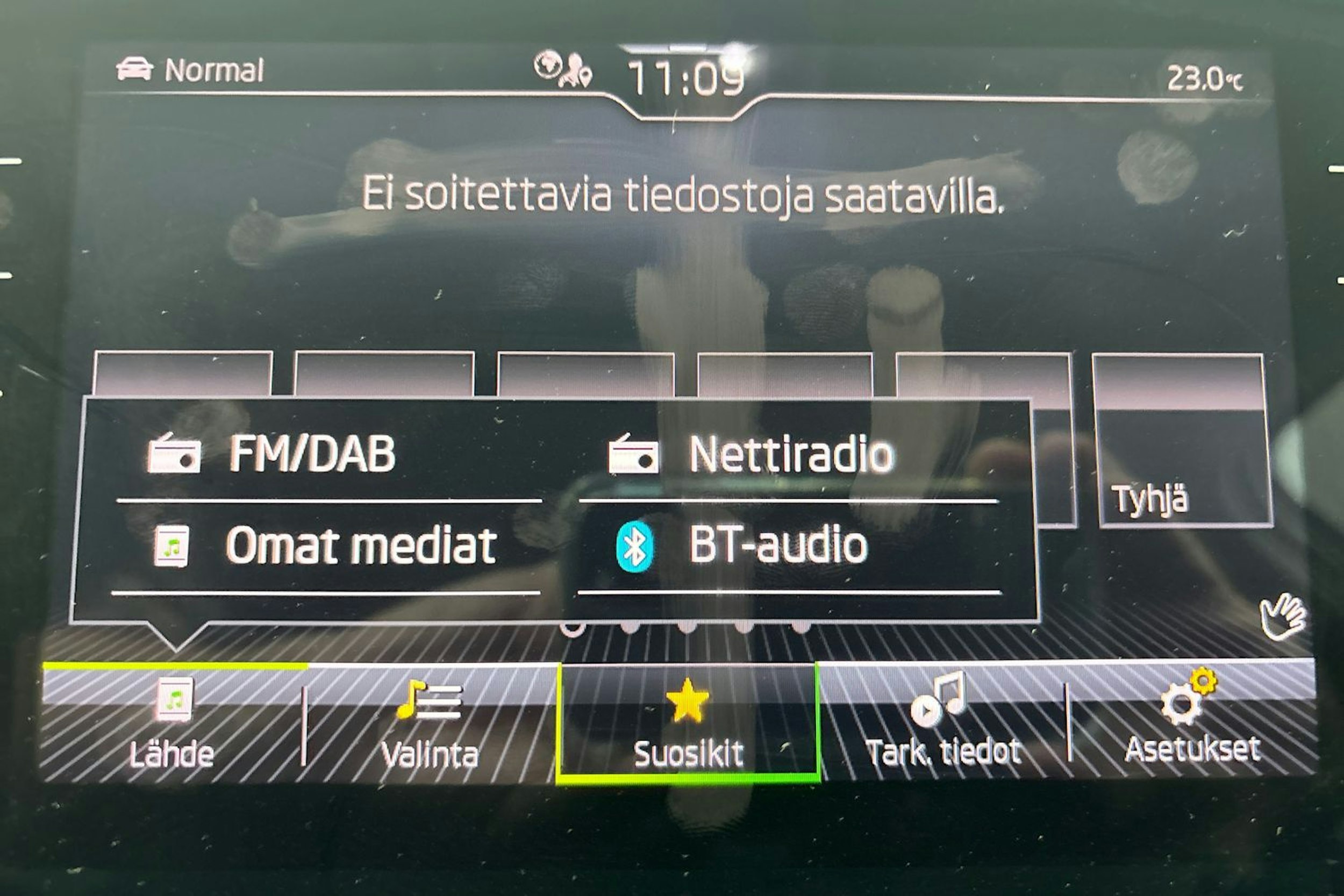 harmaa Skoda Kodiaq 2023 kuva 20.