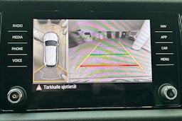 harmaa Skoda Kodiaq 2023 kuva 30.