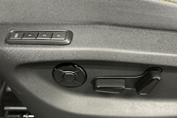 punainen Skoda Kodiaq 2024 kuva 18.