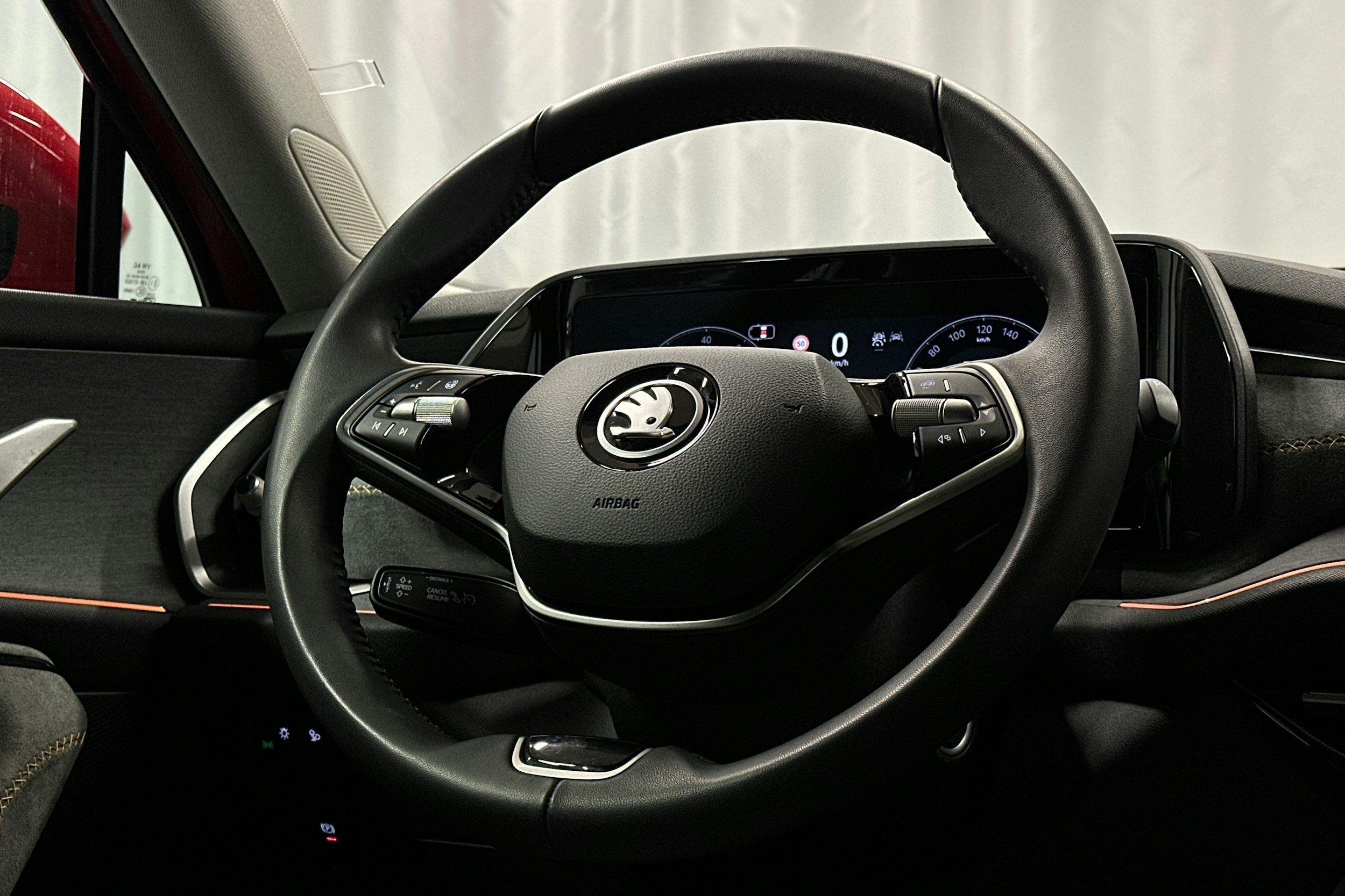 punainen Skoda Kodiaq 2024 kuva 19.