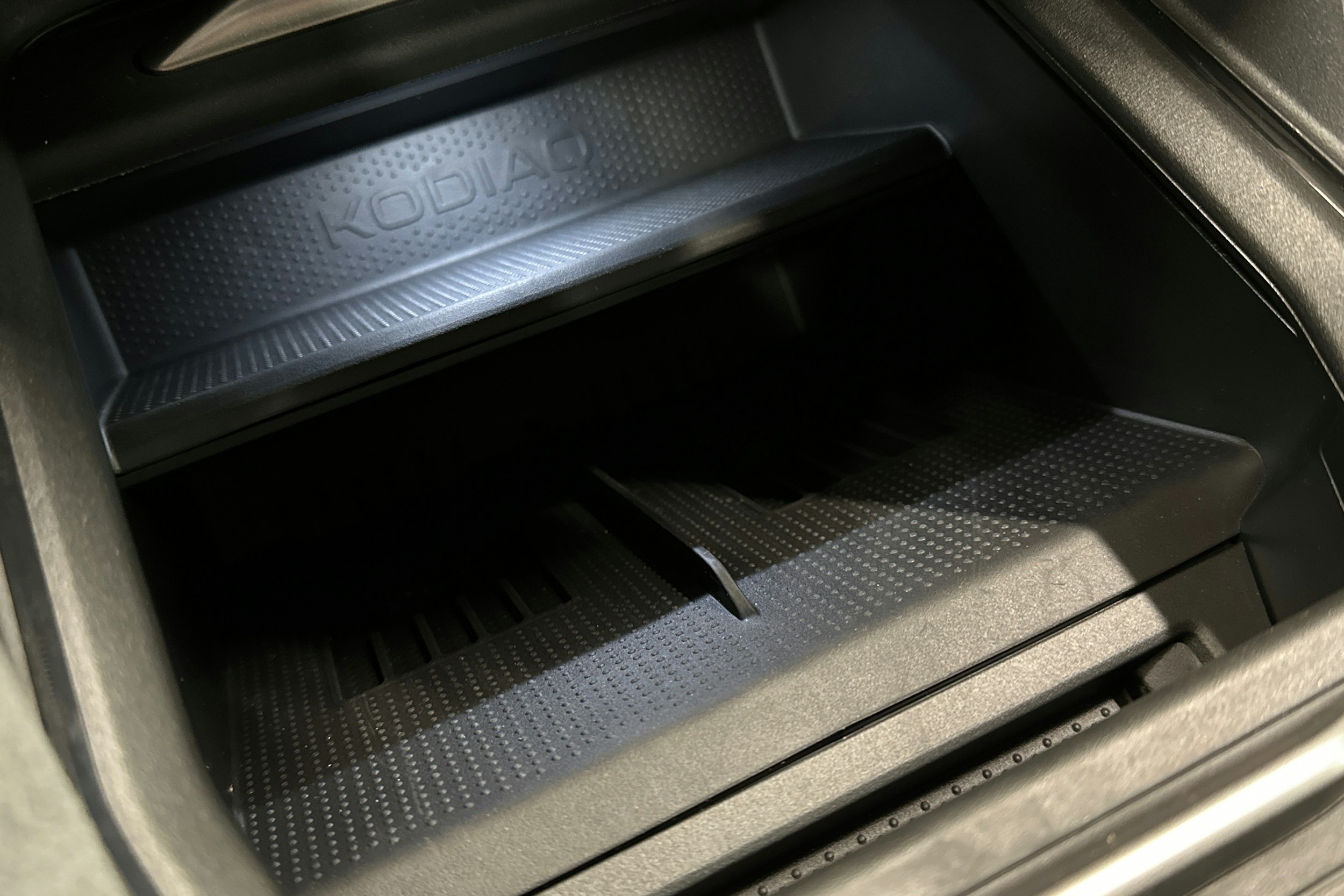 punainen Skoda Kodiaq 2024 kuva 31.