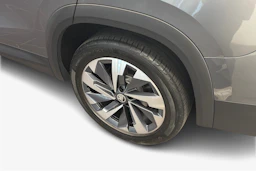 met. harmaa Skoda Kodiaq 2024 kuva 9.
