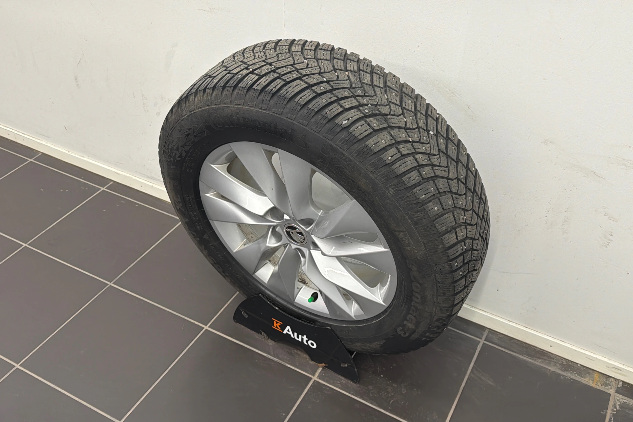 met. harmaa Skoda Kodiaq 2024 kuva 10.