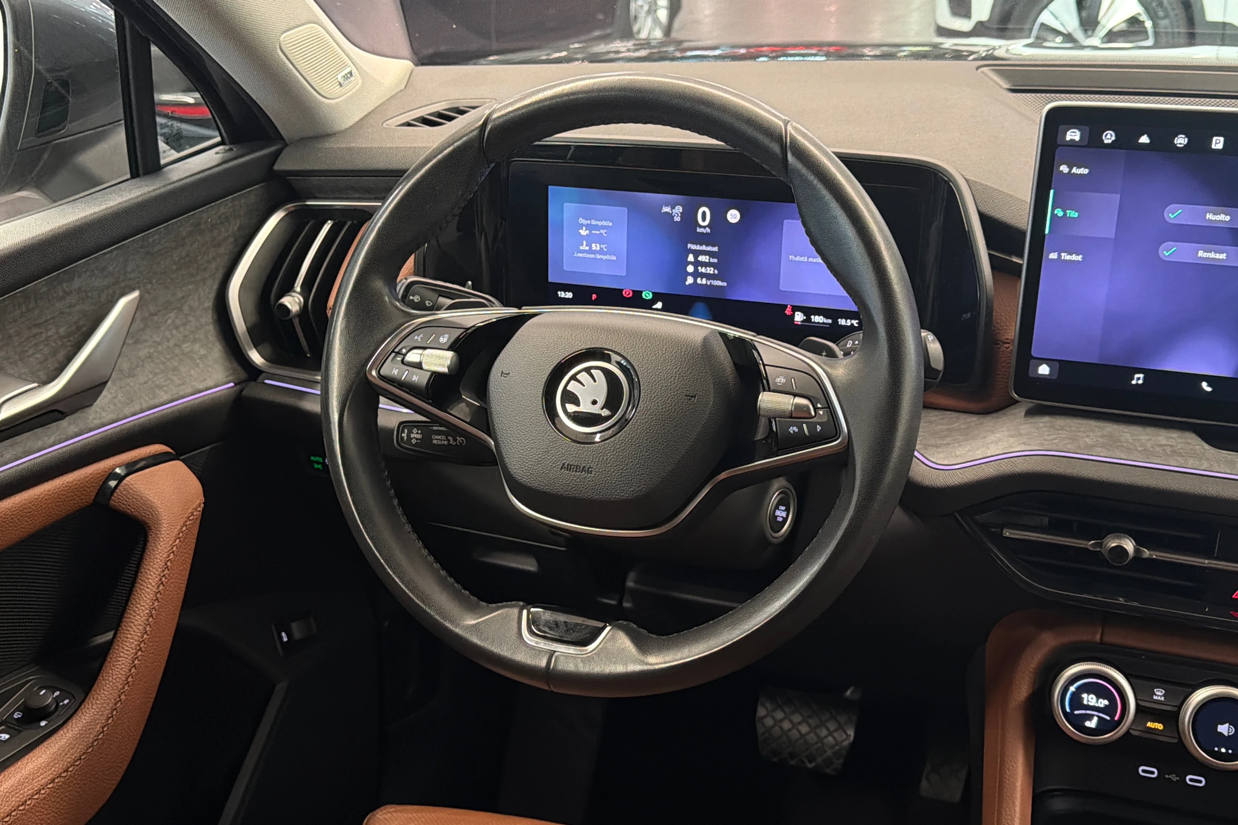 met. harmaa Skoda Kodiaq 2024 kuva 14.