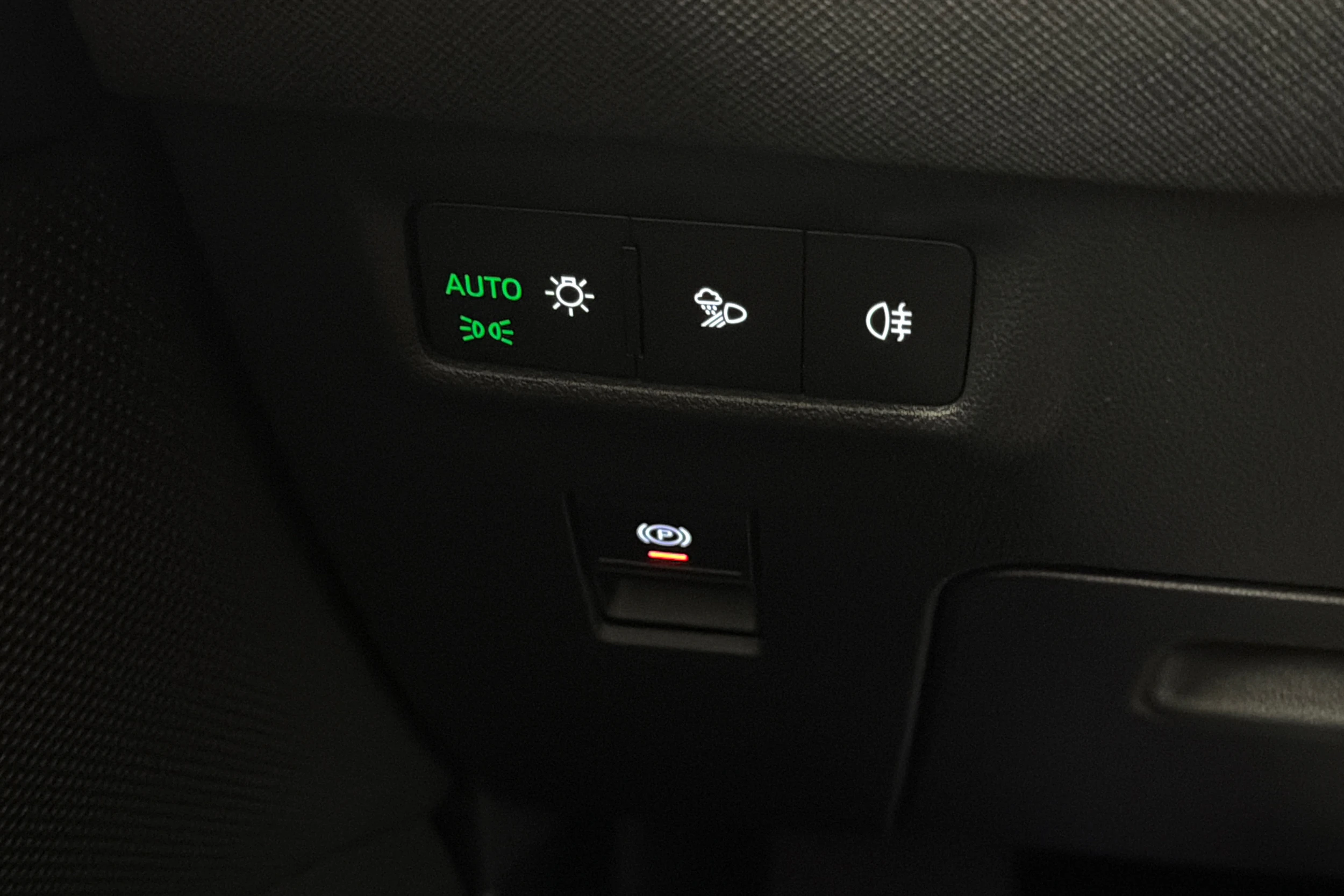 met. harmaa Skoda Kodiaq 2024 kuva 18.