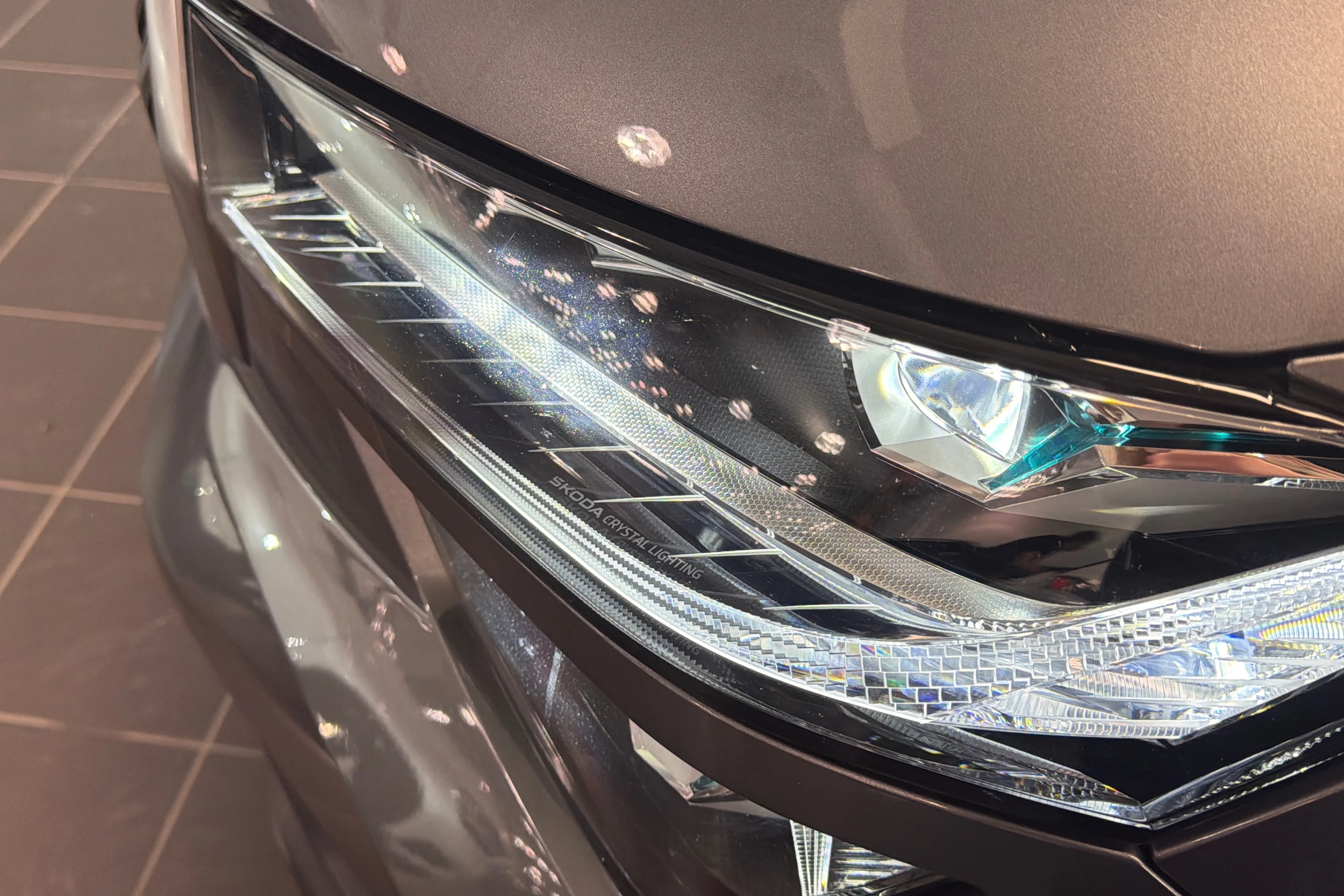 met. harmaa Skoda Kodiaq 2024 kuva 38.