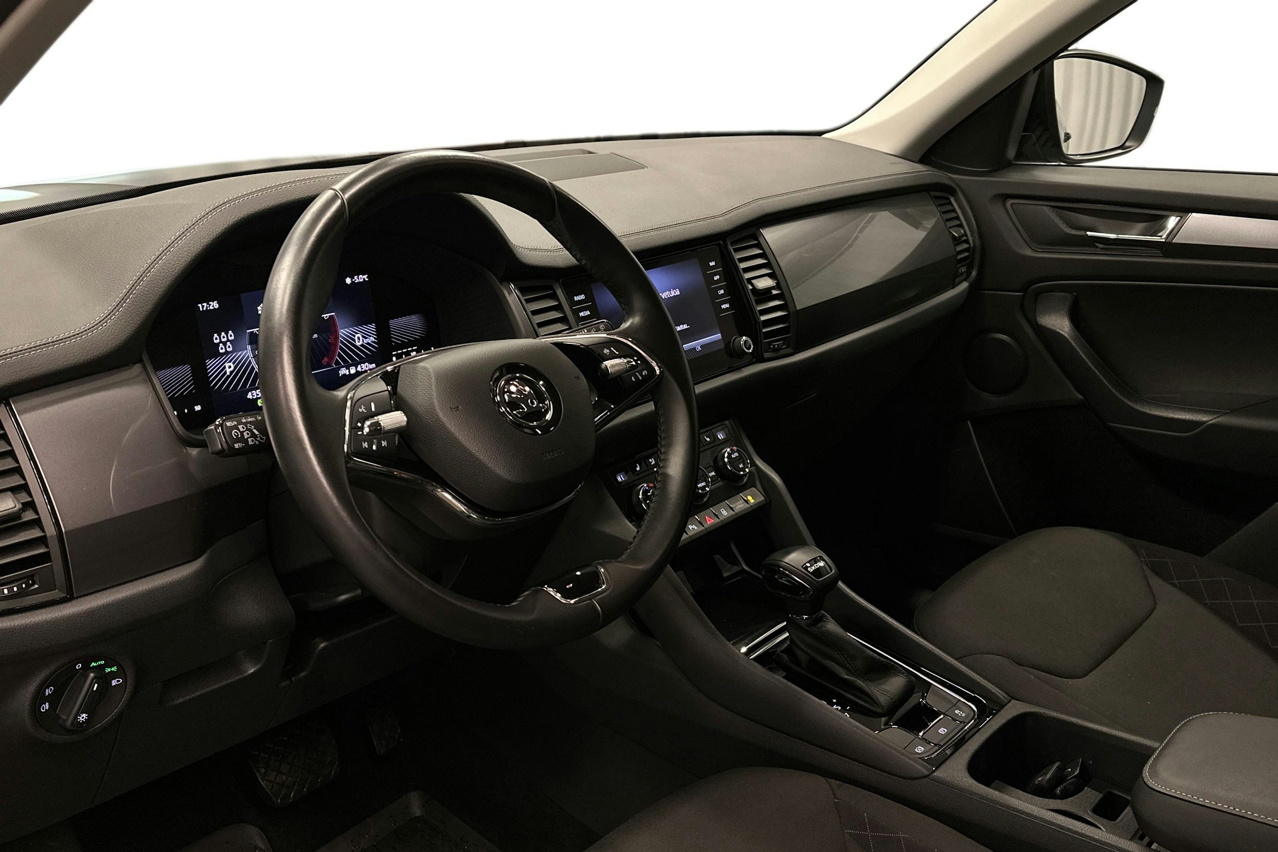 musta Skoda Kodiaq 2024 kuva 7.