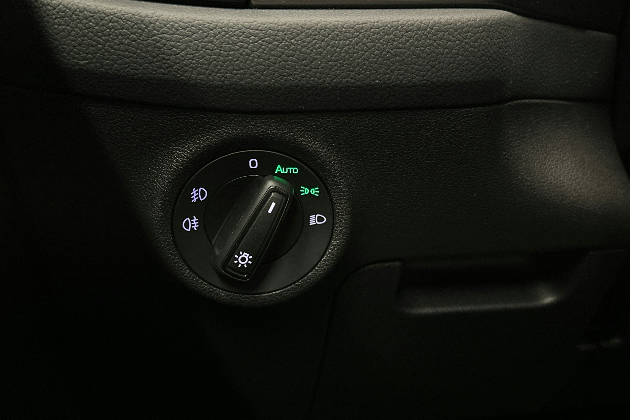 musta Skoda Kodiaq 2024 kuva 19.