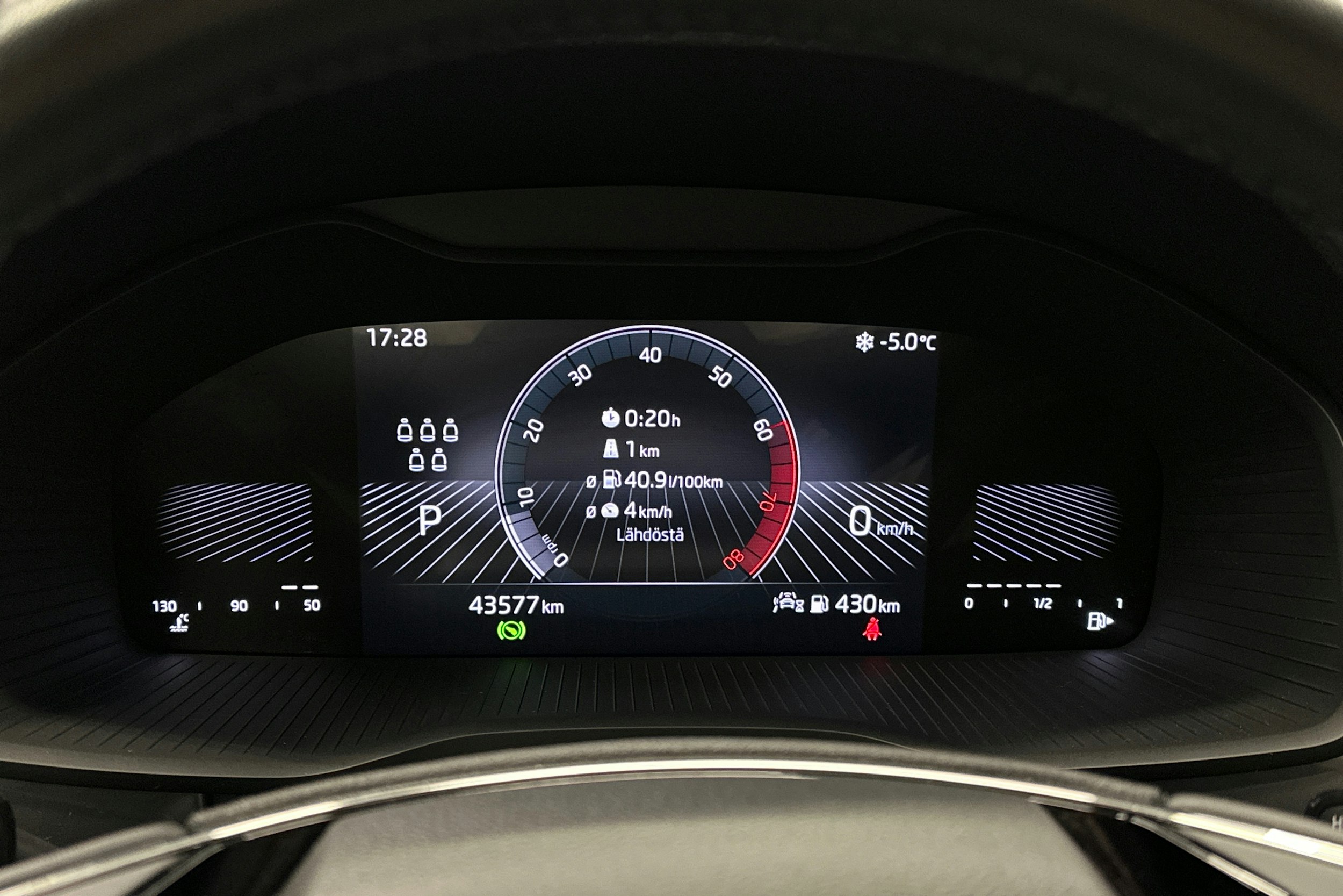 musta Skoda Kodiaq 2024 kuva 21.