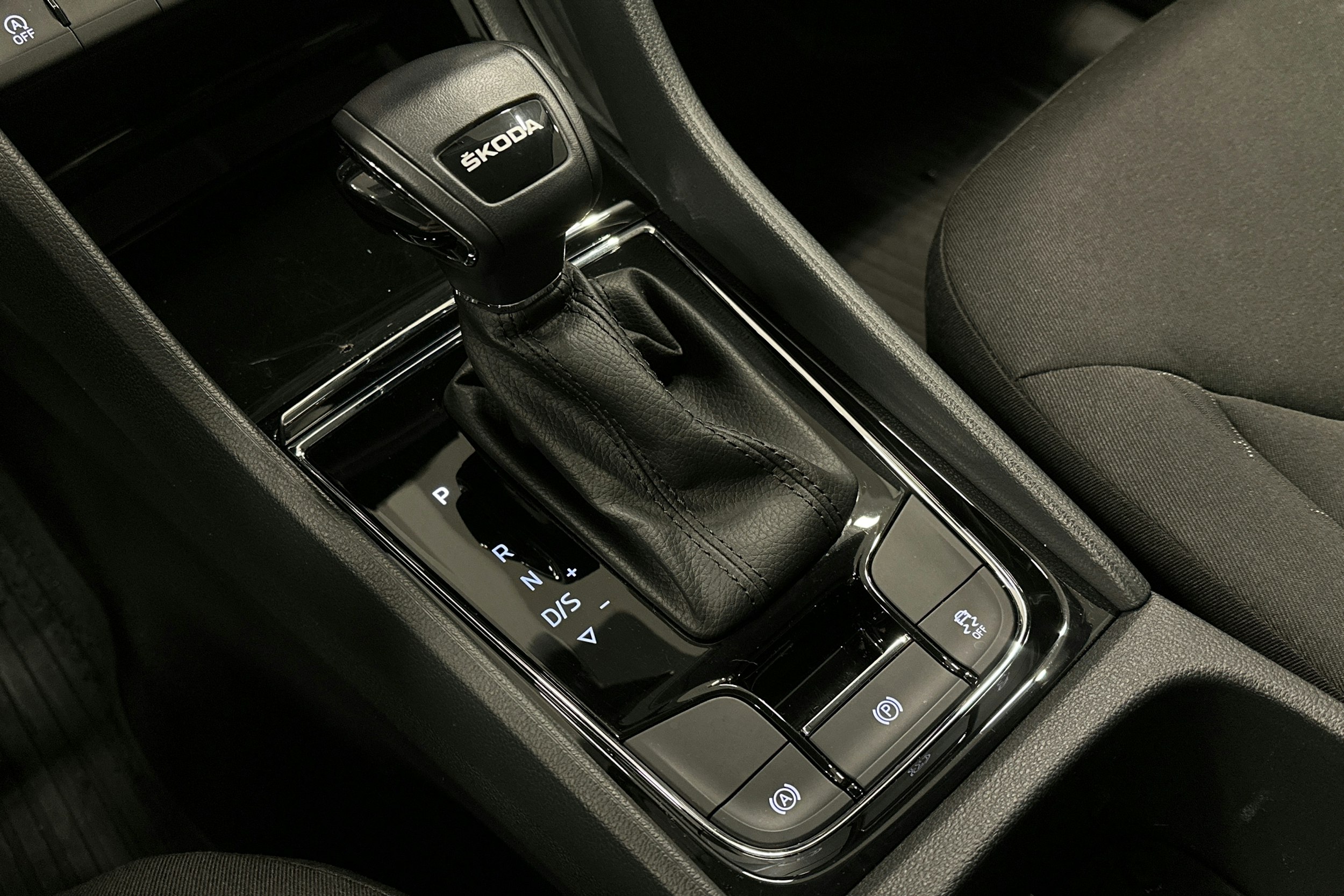 musta Skoda Kodiaq 2024 kuva 27.