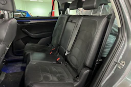 Harmaa Skoda KODIAQ 2024 kuva 4.