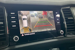 Harmaa Skoda KODIAQ 2024 kuva 7.