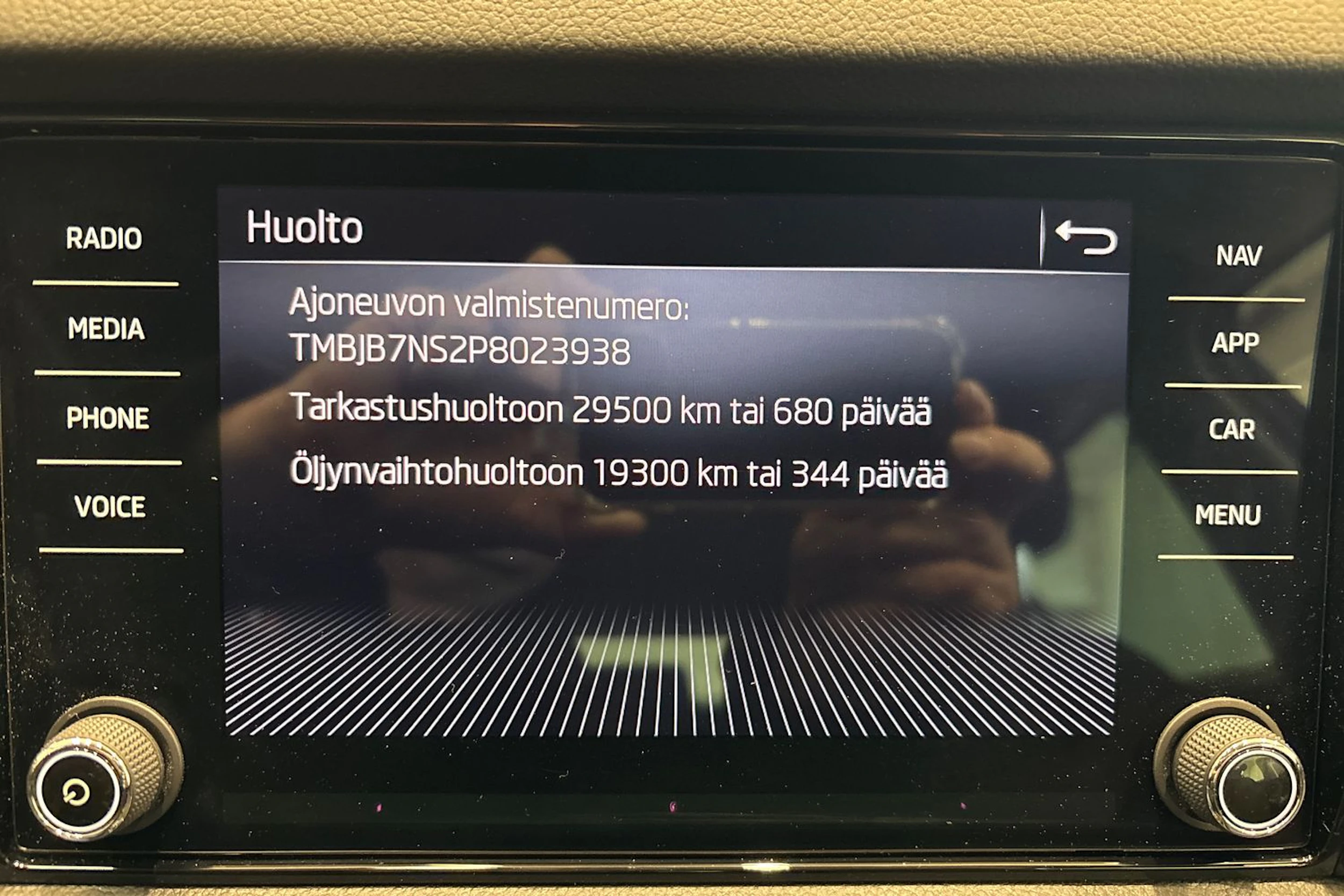 harmaa Skoda Kodiaq 2023 kuva 23.