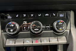harmaa Skoda Kodiaq 2023 kuva 26.