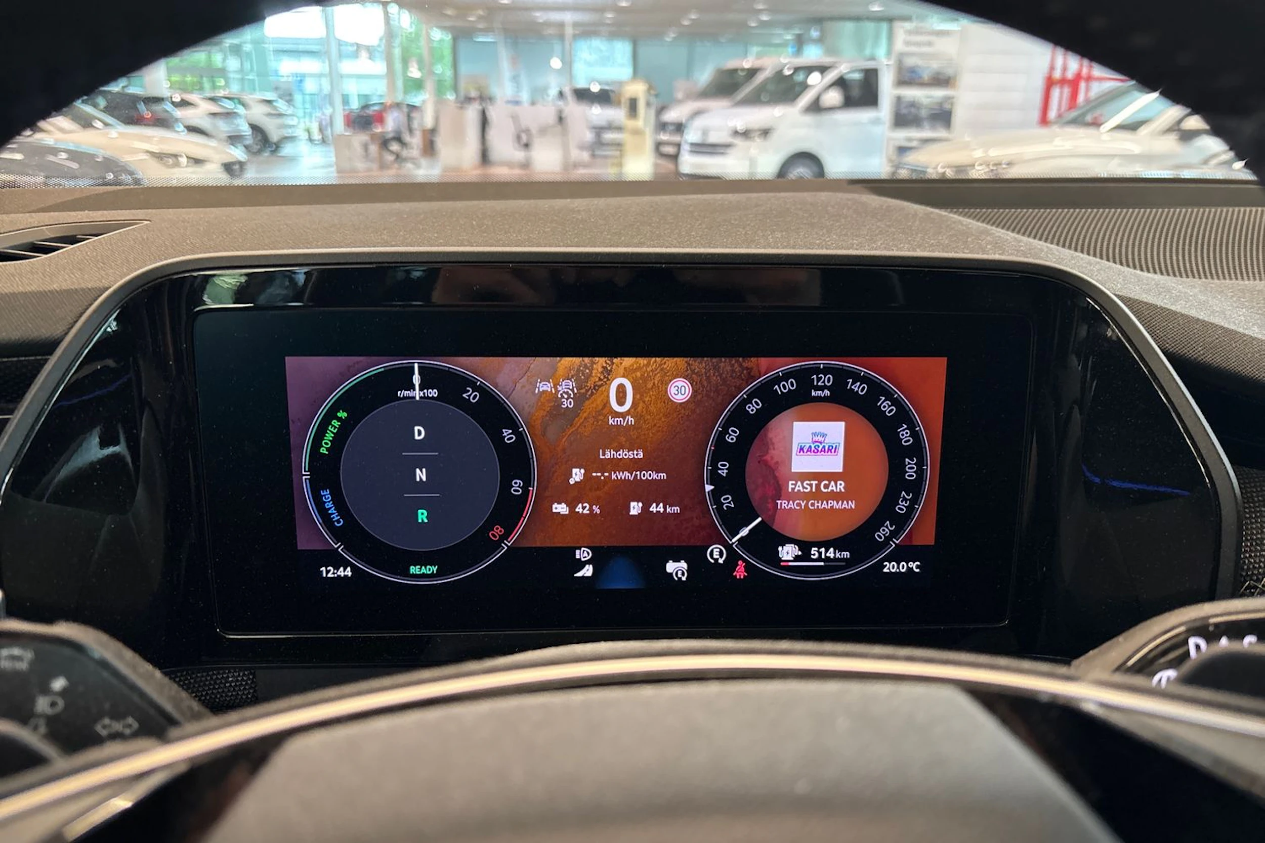 Musta Skoda KODIAQ 2025 kuva 4.