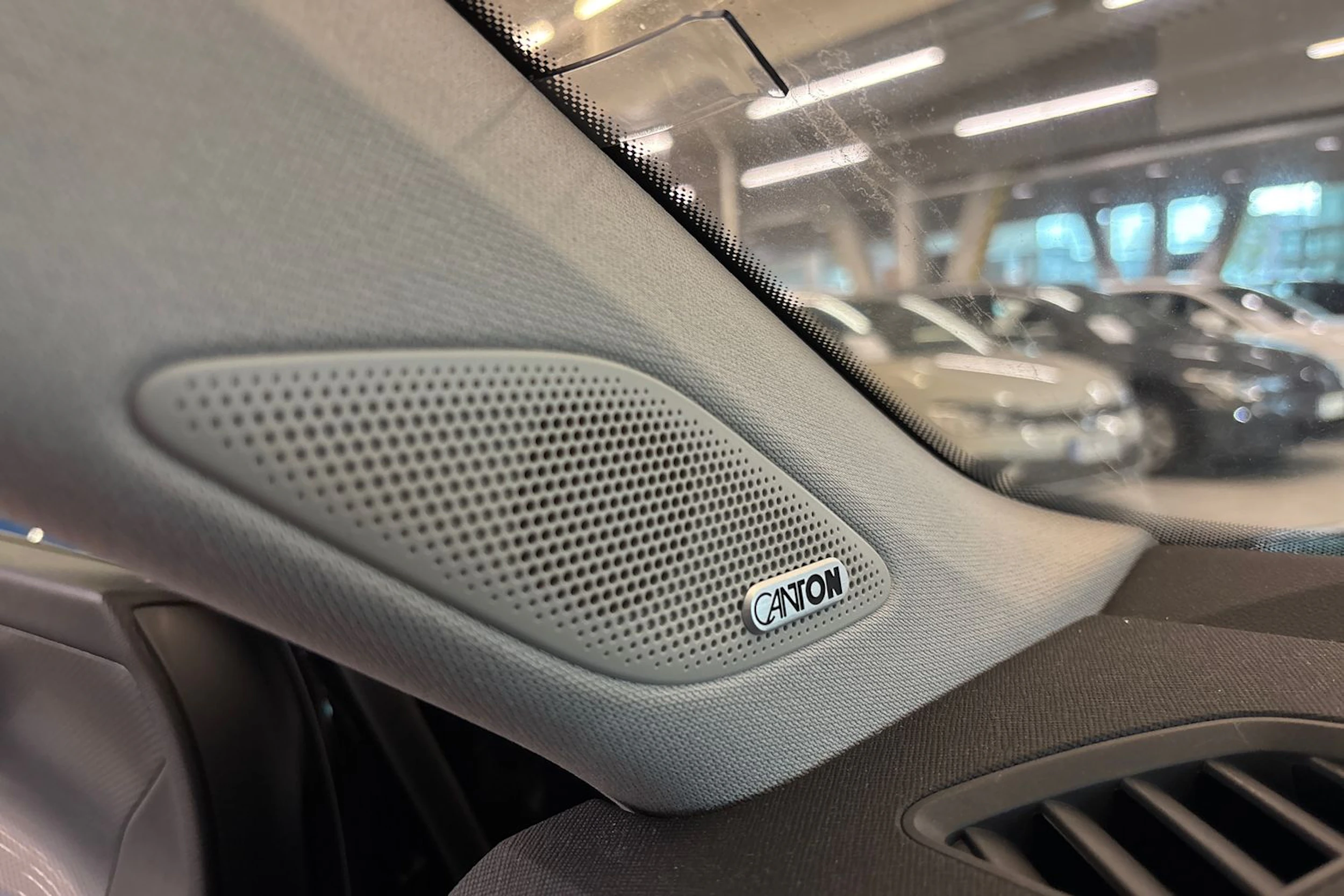Musta Skoda KODIAQ 2025 kuva 8.