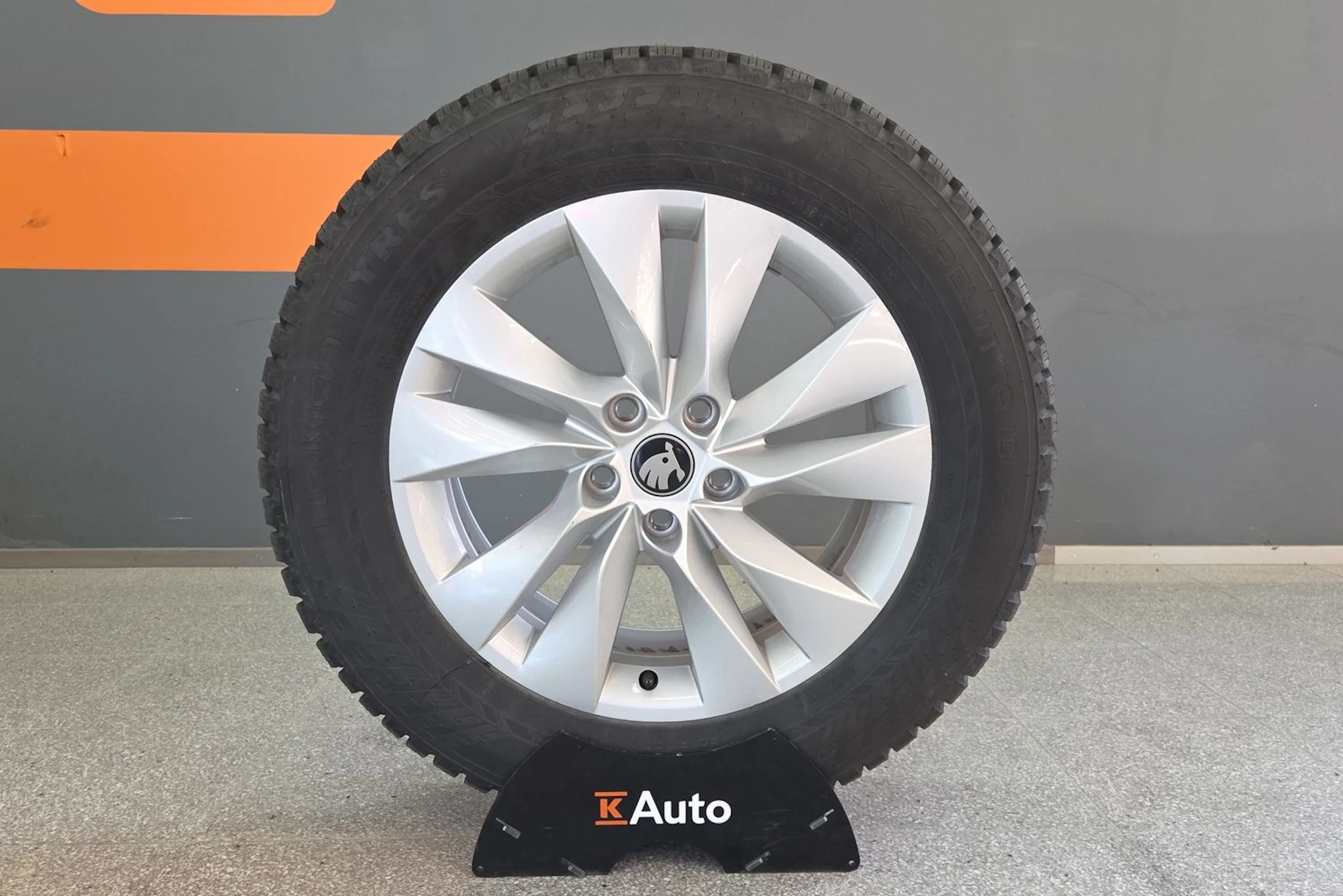 Musta Skoda KODIAQ 2025 kuva 11.