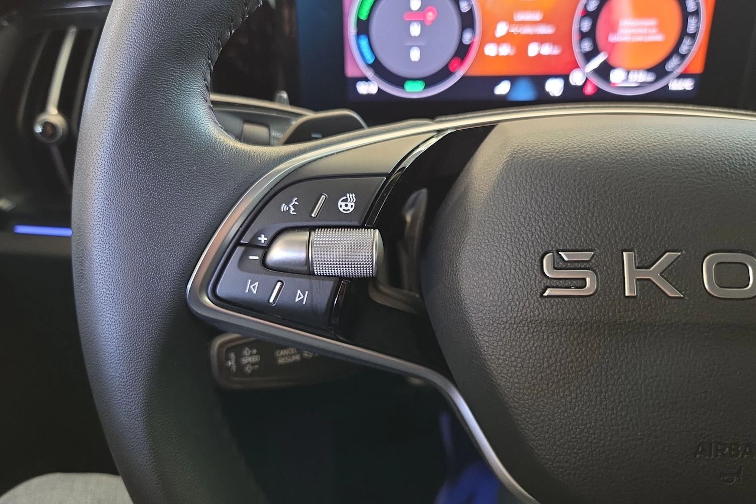 Musta Skoda KODIAQ 2025 kuva 14.