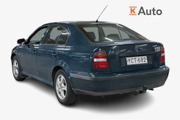 vihreä Skoda Octavia 2000 kuva 2.