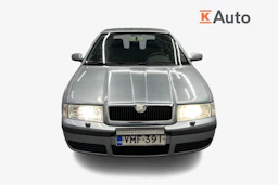 harmaa Skoda Octavia 2002 kuva 4.
