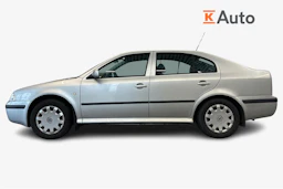 Harmaa Skoda OCTAVIA 2004 kuva 5.