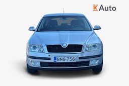 harmaa Skoda Octavia 2005 kuva 5.