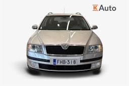Harmaa Skoda Octavia 2005 kuva 5.