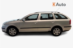 Harmaa Skoda Octavia 2005 kuva 6.