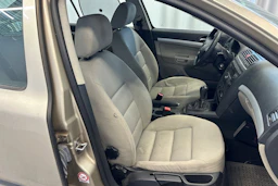 ruskea (beige) Skoda Octavia 2005 kuva 16.