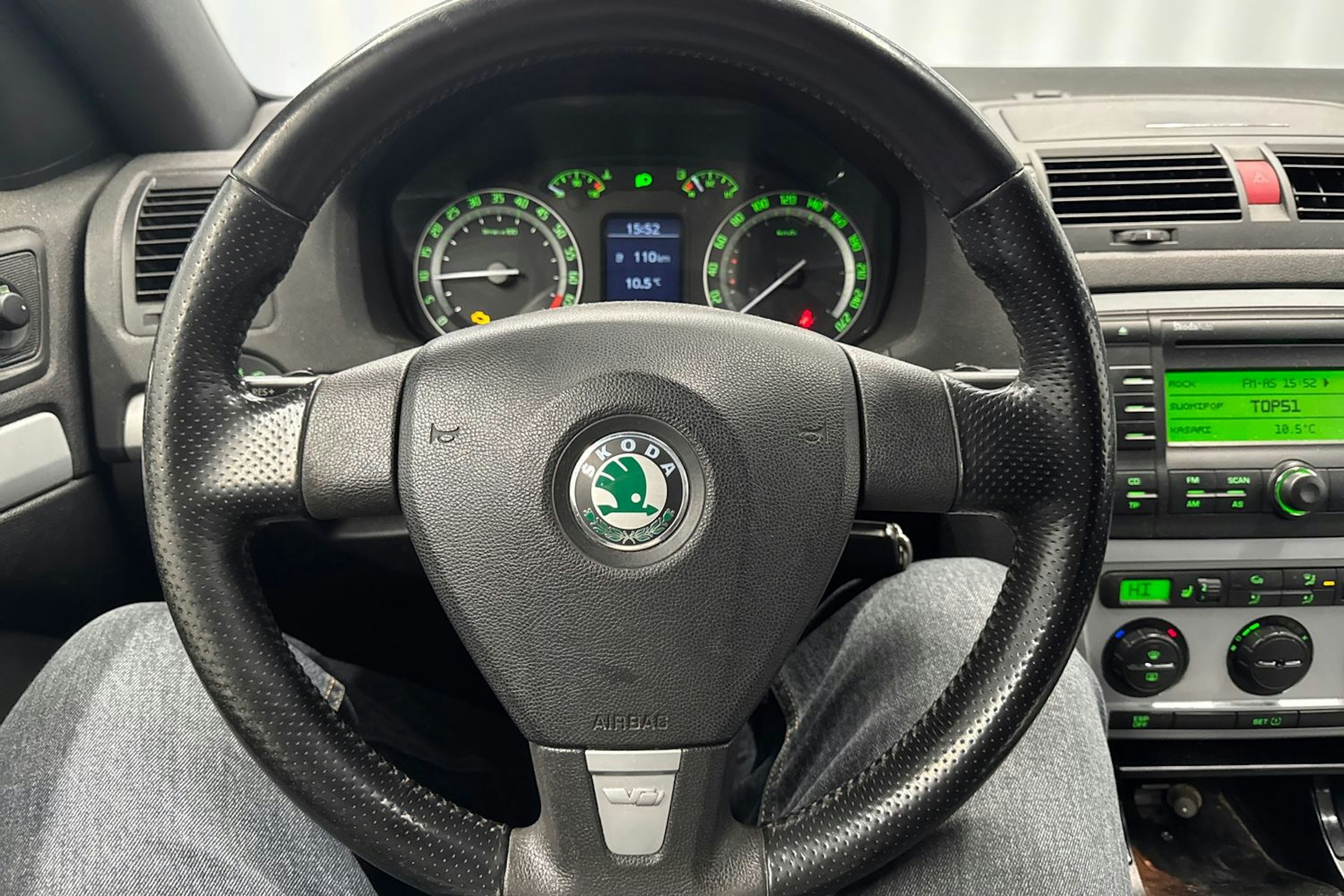 sininen Skoda Octavia 2006 kuva 12.