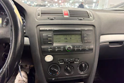 Ruskea (beige) Skoda OCTAVIA 2007 kuva 12.