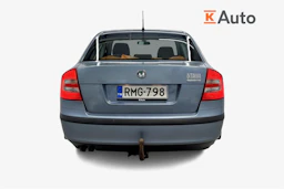 harmaa Skoda Octavia 2007 kuva 3.