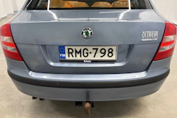 harmaa Skoda Octavia 2007 kuva 18.