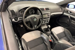 Sininen Skoda Octavia 2008 kuva 6.