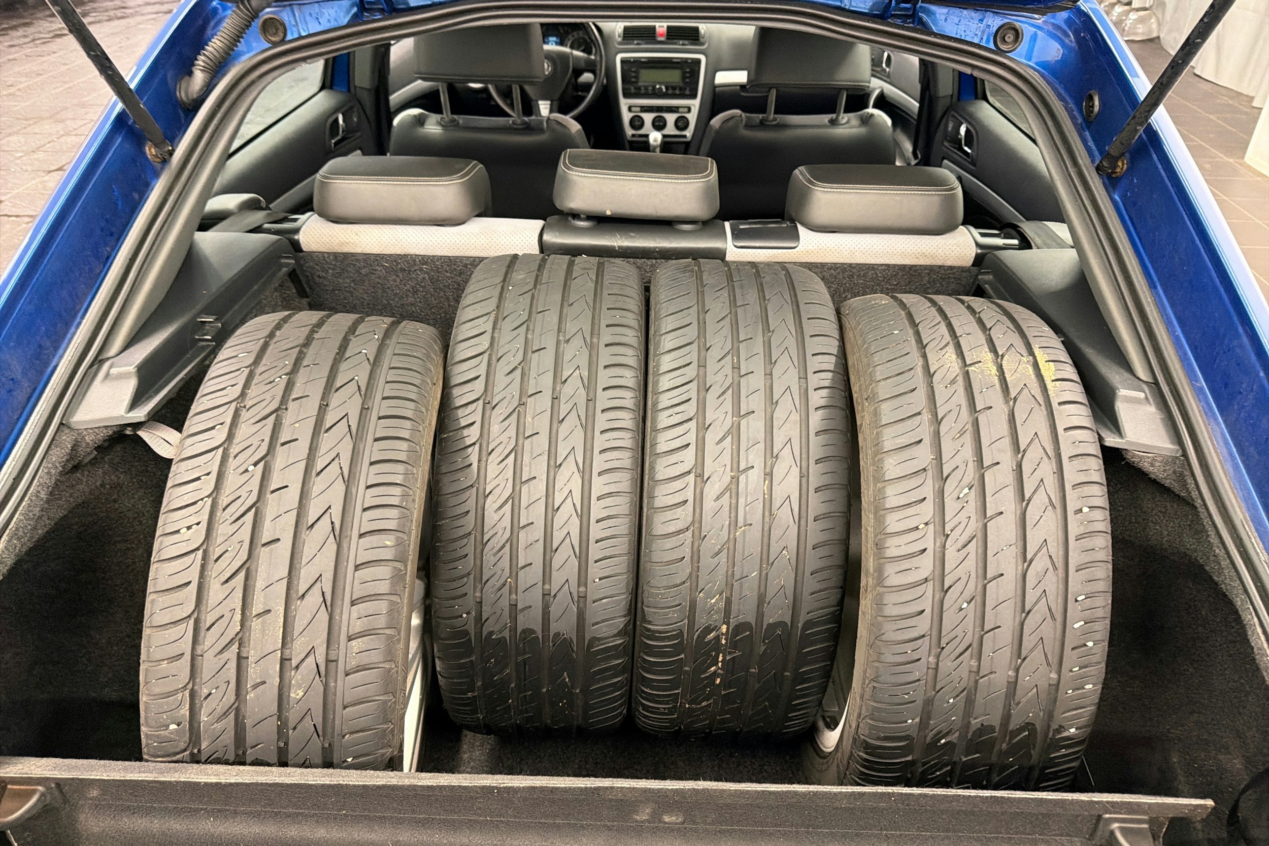 Sininen Skoda Octavia 2008 kuva 22.