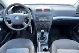 ruskea (beige) Skoda Octavia 2008 kuva 7.