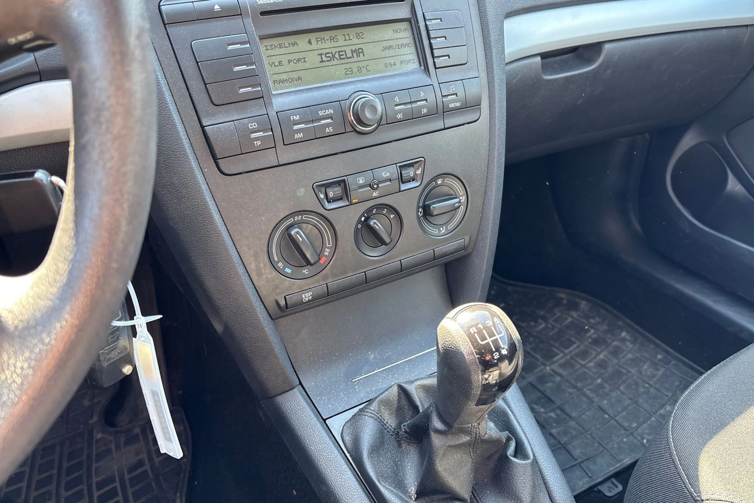 ruskea (beige) Skoda Octavia 2008 kuva 13.