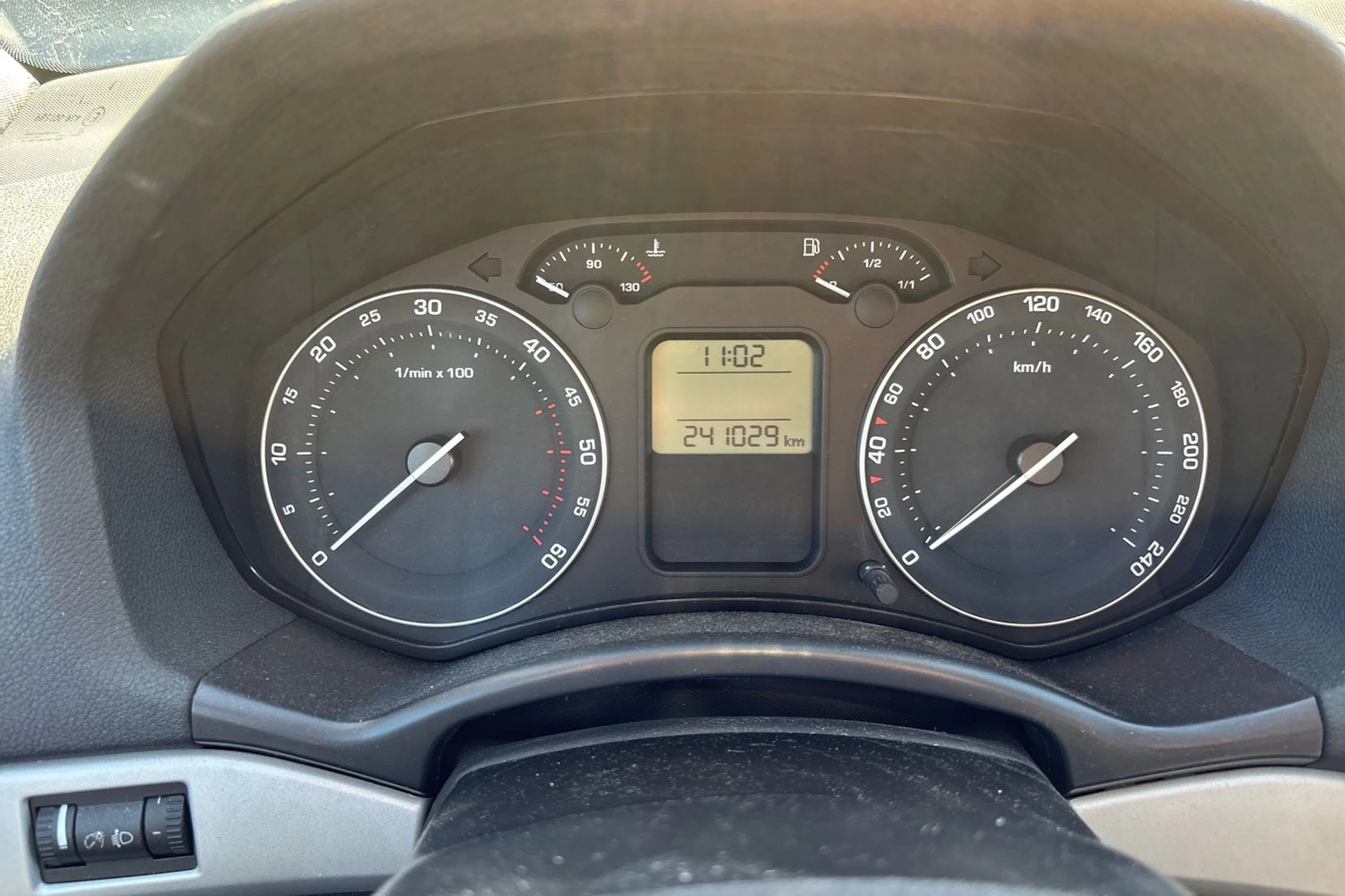ruskea (beige) Skoda Octavia 2008 kuva 14.