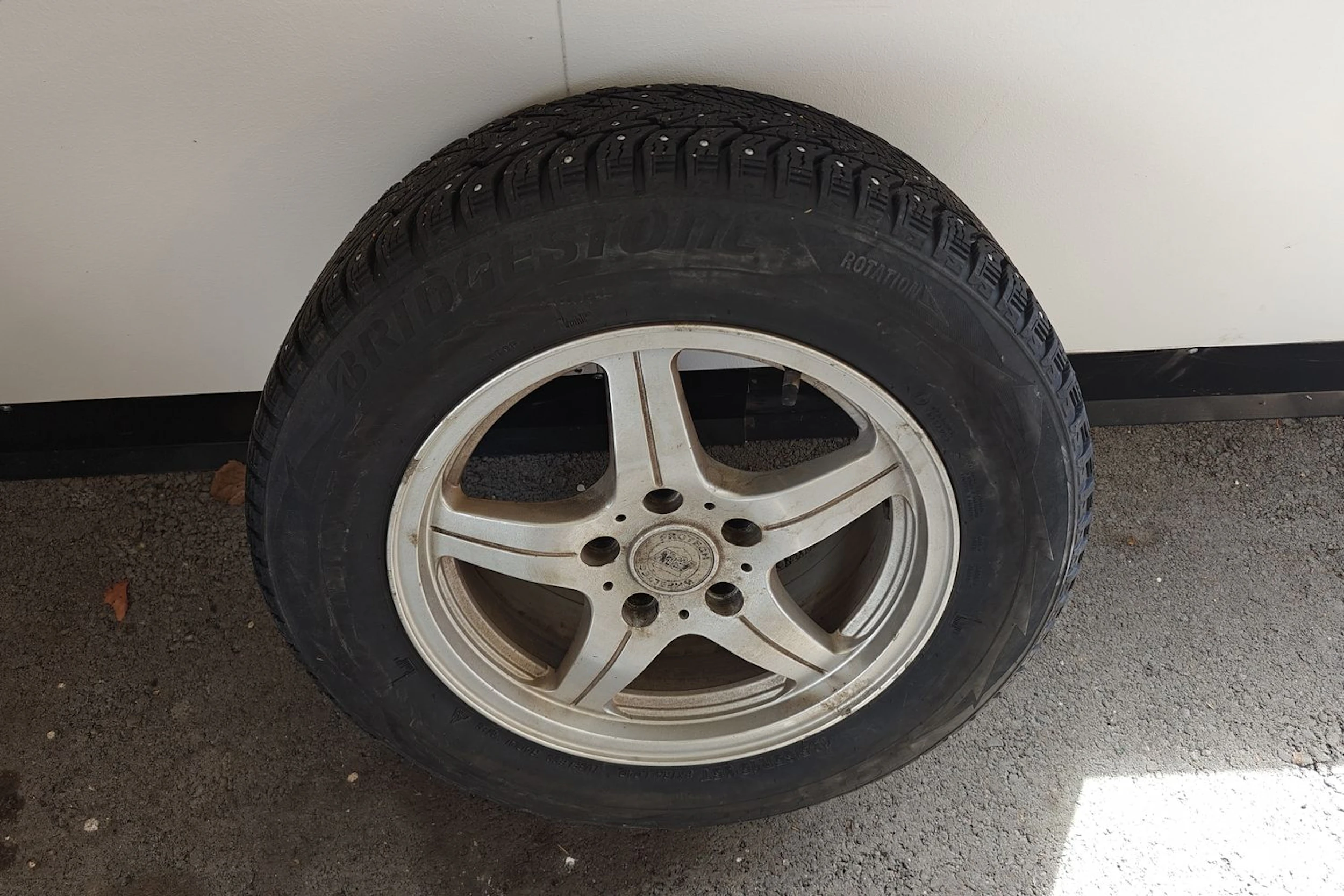 harmaa Skoda Octavia 2008 kuva 10.