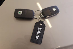 harmaa Skoda Octavia 2008 kuva 28.