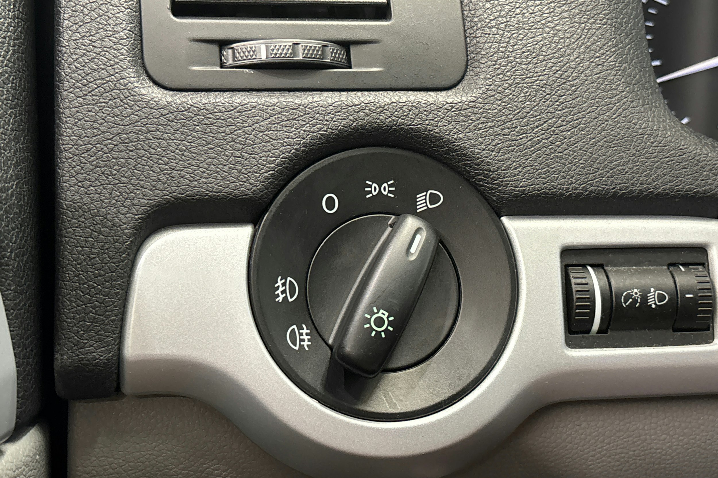 vihreä Skoda Octavia 2009 kuva 22.