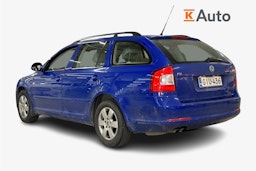 sininen Skoda Octavia 2009 kuva 2.