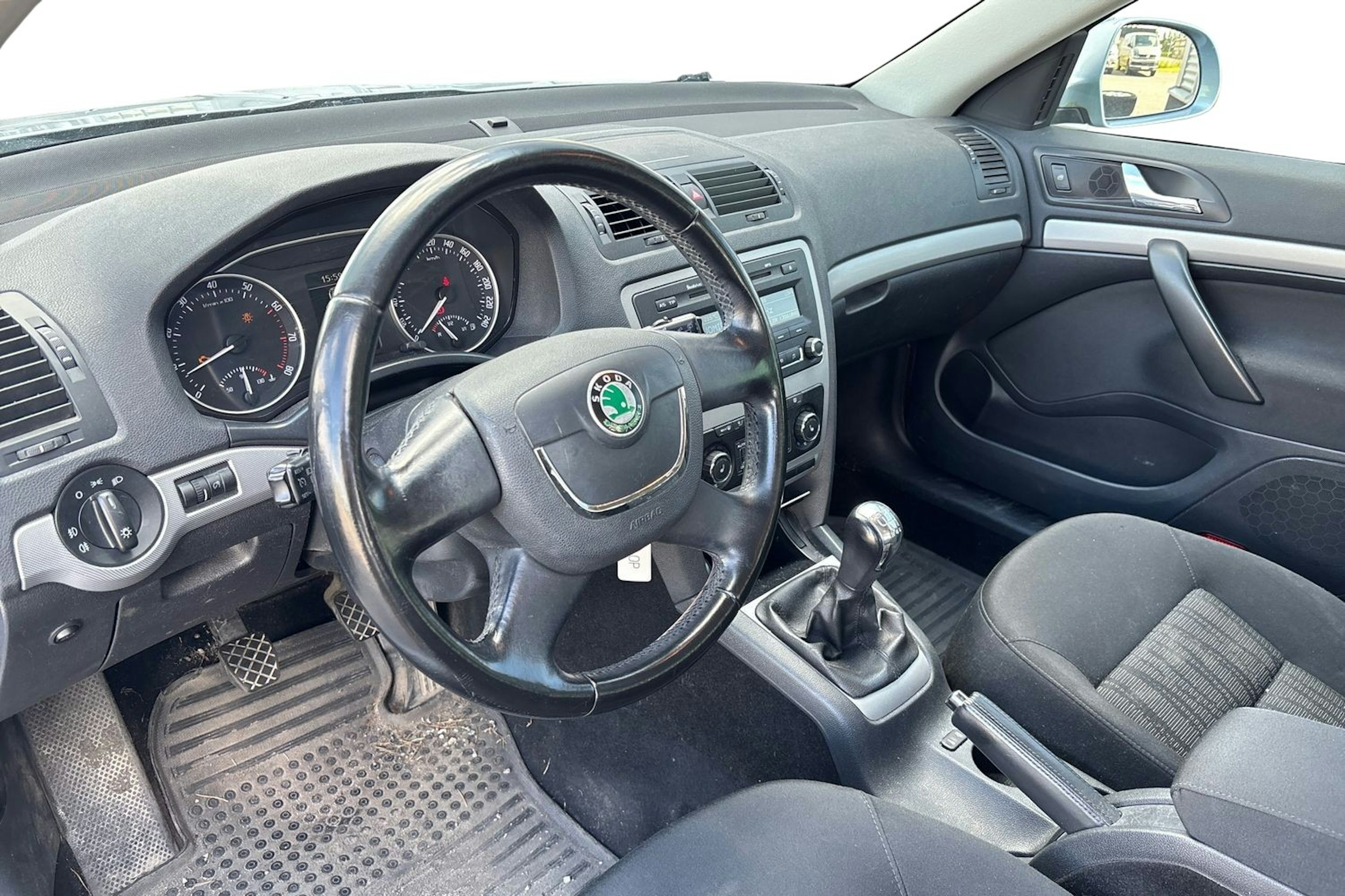 Sininen Skoda OCTAVIA 2009 kuva 7.