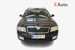 Musta Skoda OCTAVIA 2009 kuva 4.