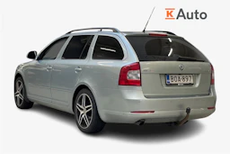 vihreä Skoda Octavia 2010 kuva 2.