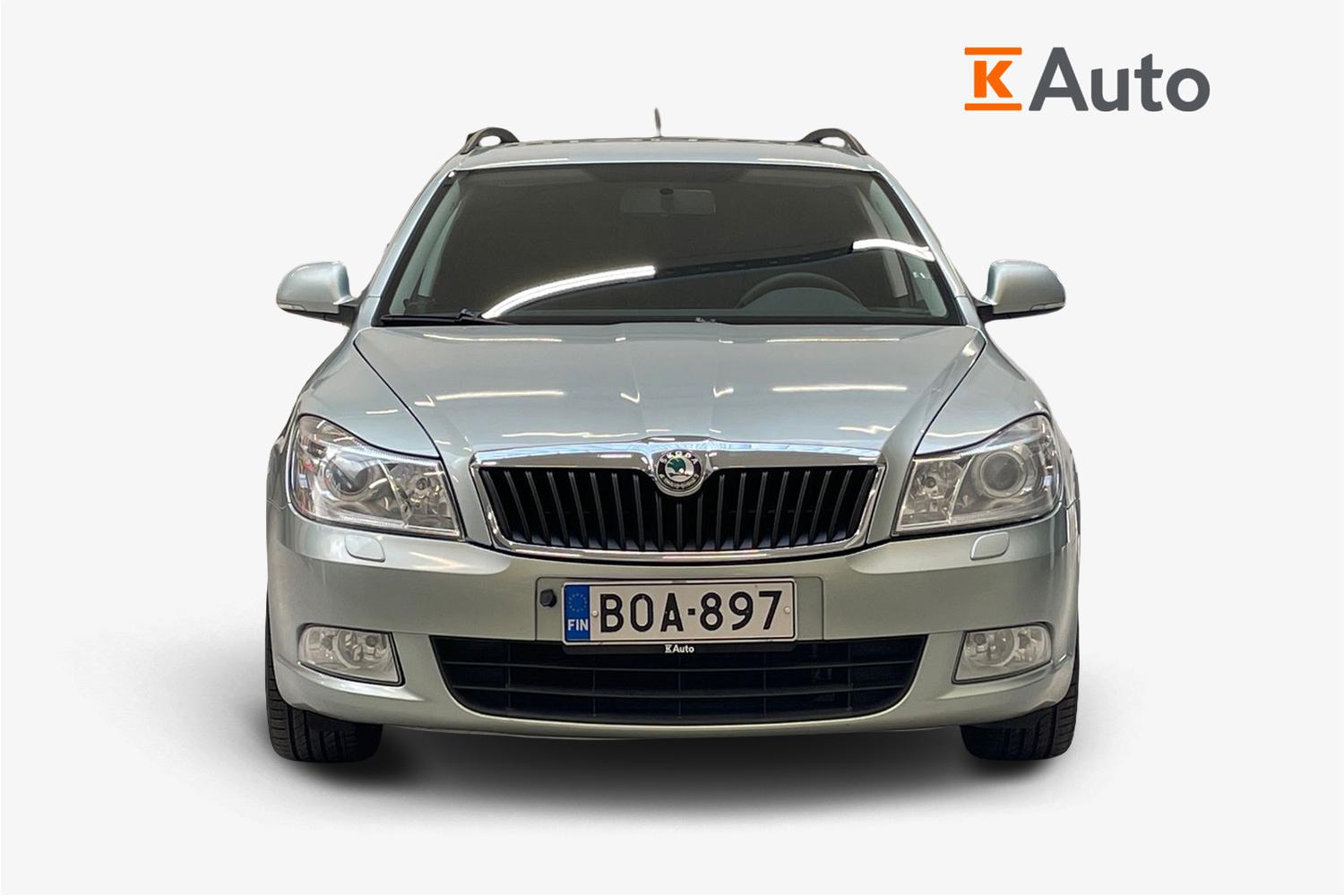 Skoda Octavia 2010, kuva 4/20