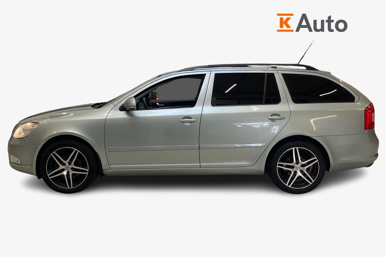 Skoda Octavia 2010, kuva 5/20