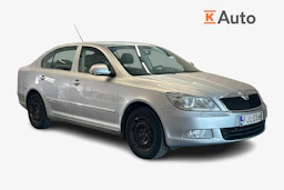 harmaa Skoda Octavia 2010 kuva 1.