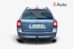 Harmaa Skoda OCTAVIA 2010 kuva 3.